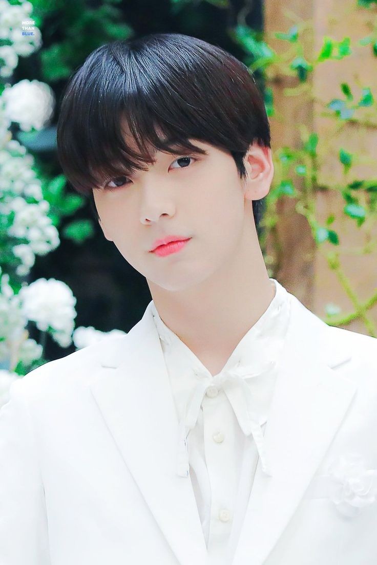 AunAun_GoodGirl | ft.BTS_BE,TXT_BlueHour tweet media