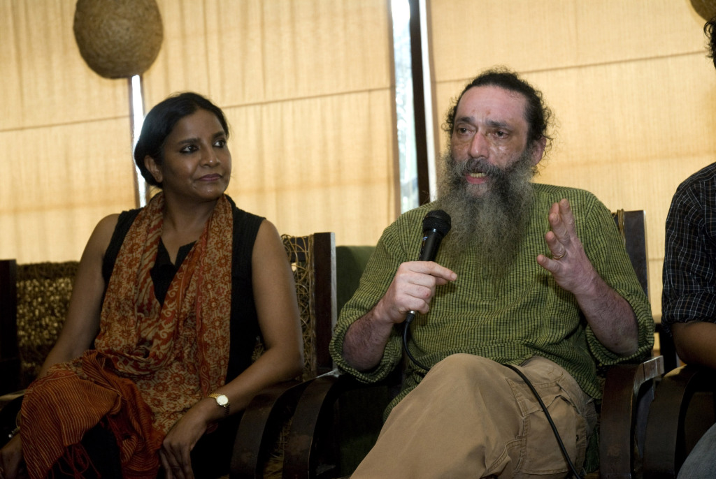 Biennale Jogja XI: Pertama Kali dalam Skala Internasional inaflorencys.wordpress.com/2011/11/23/bie…