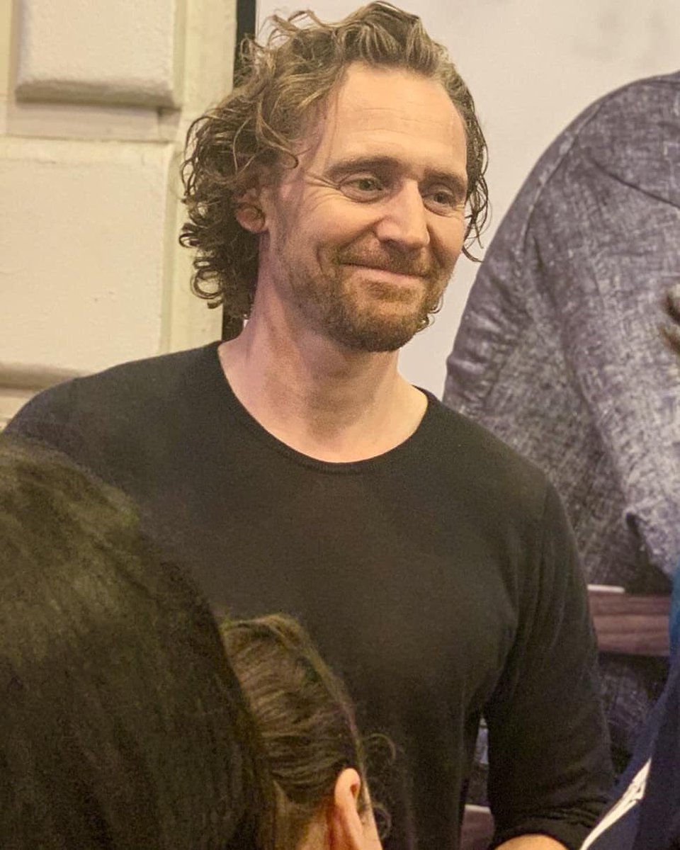 binestom's tweet photo. @HiddlesDoctor Youโre the best Mandy. ๐ฅฐ Thank you for the reminder!๐๐
#CurlySunday https://t.co/751A29kCCn