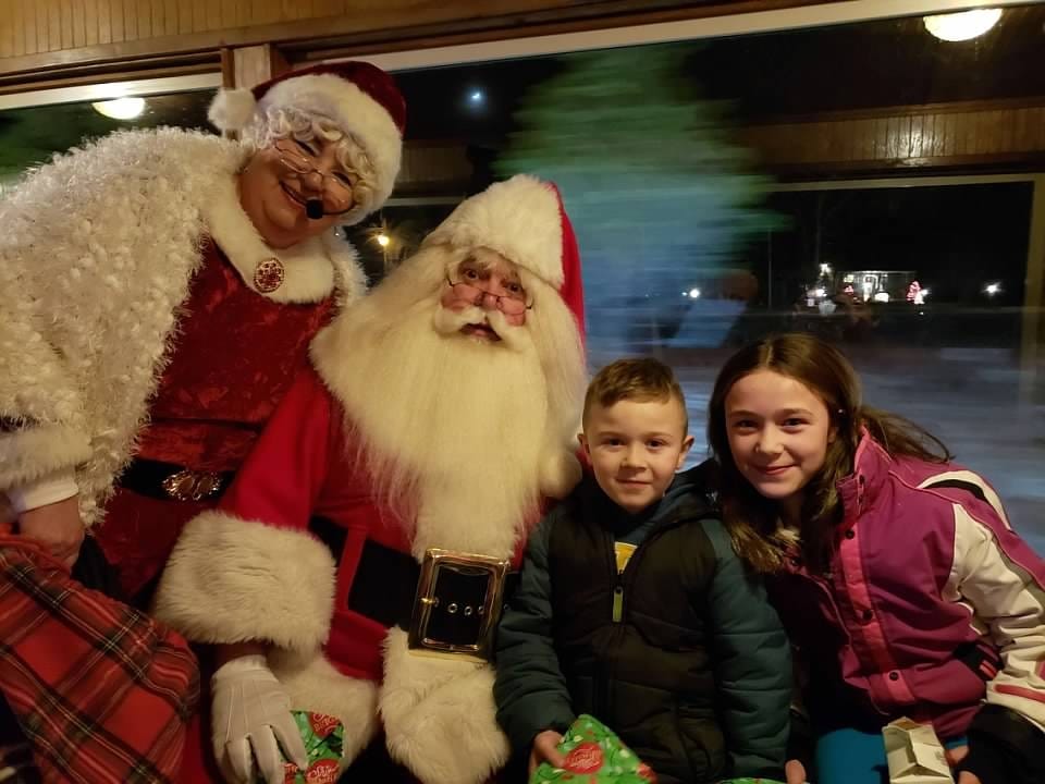 Did you hear we also have an early bird special for our Christmas packages?! Use code EARLY to save on our Santa VIP and Edaville Express: Where's Santa for great savings on holiday fun! This exclusive offer ends March 15, buy yours at store.edaville.com/packages-2!