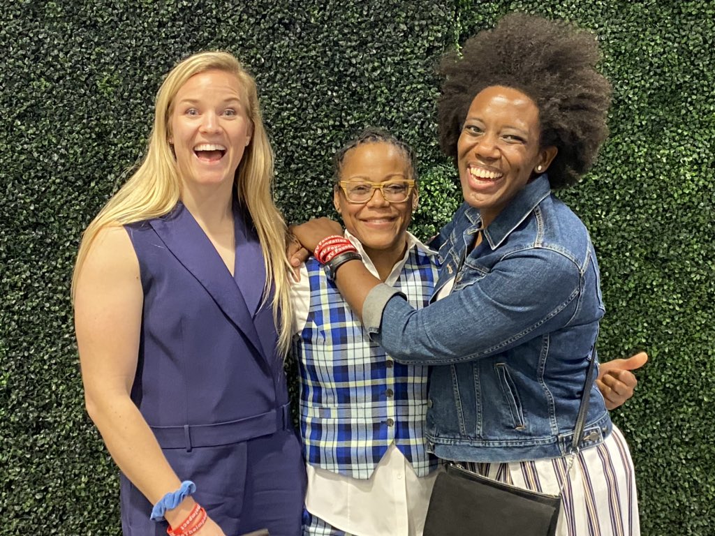 XVFoundation's tweet photo. WE DID IT! Reached our February Match!! Thank you to @phaidraknight and everyone else who supports the WNT. Stay tuned for March updates and please CONTINUE to support the WNT.🇺🇸
#WomensRugby #XVF #XVFoundation #DoMore #BeMore #PushforEquality #WomenSupportingWomen @USARugby https://t.co/f7uhsQ2Xvg