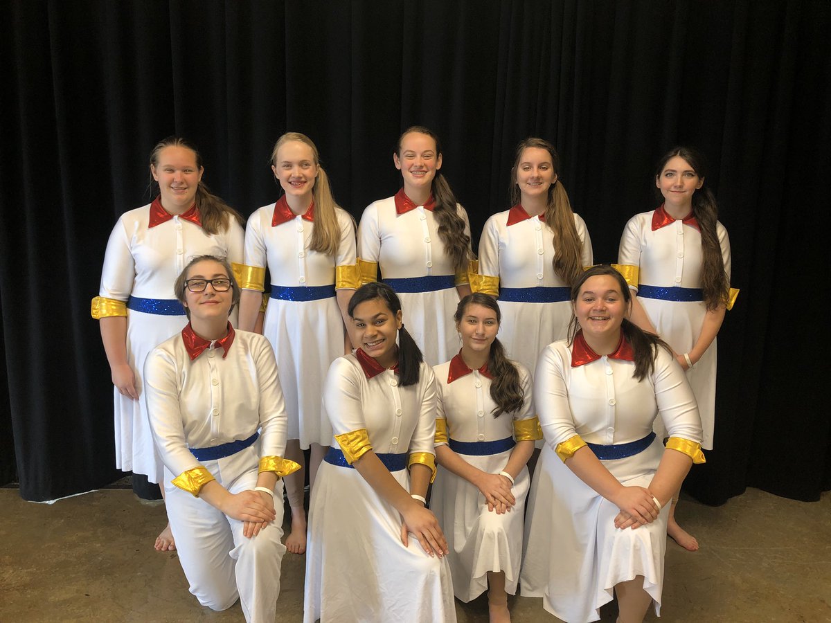 BradleyBands's tweet photo. Congratulations to our FABULOUS JV and Varsity Winter Guards on two WONDERFUL performances today at the Nutter Center! So proud of your work! #jagswithflags @mepaohio https://t.co/NgmpmvMGFX