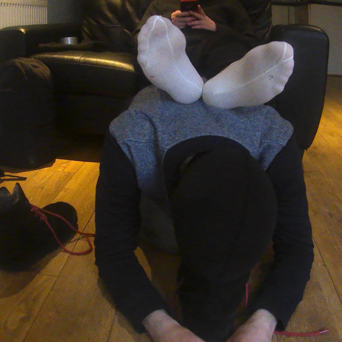 NewcastleFeet91's tweet photo. Sniffing my boots
#malefeet #FOOTWORSHIP #softsoles #footdom #footsniffing #footsniffer #footsmother #footsmelling #footsmothering #bootfetish #uggbootfetish #gayfeet #footdomination #footslave #bootsniffing #malefeetfetish #footfettish https://t.co/9z31leAg2x