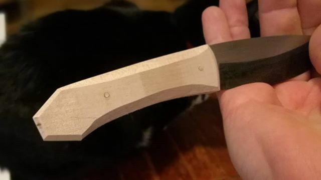 BenBuildsBrand's tweet photo. Photo taken 10-Feb-2020. Getting real close to finished. I've sanded all the details I want to be shiny on the blade, glued up the handle &amp; pins, &amp; did all the shaping &amp; sanding. What do you think? All's that's left is finishing on the wood &amp; sharpening.… https://t.co/JxsJaLcFVM https://t.co/Nas81NVYd8