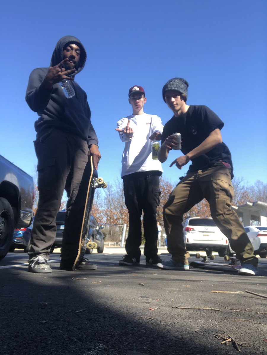 deadszn's tweet photo. https://t.co/ugeEoevY6f