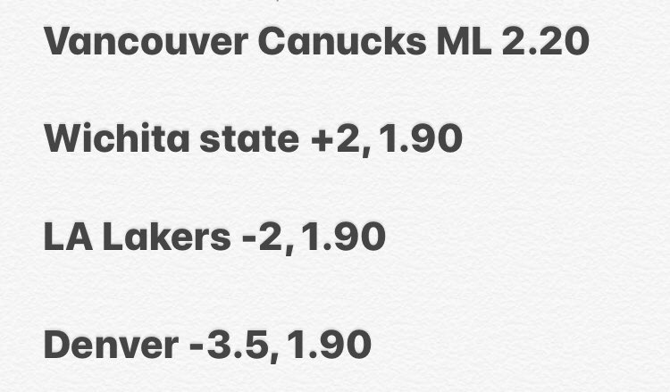 GutLocks's tweet photo. With things going down the last few days I have a slue if picks for a couch sitting Sunday to recover your bankroll! #GutLocks https://t.co/shn2pfoG4I
