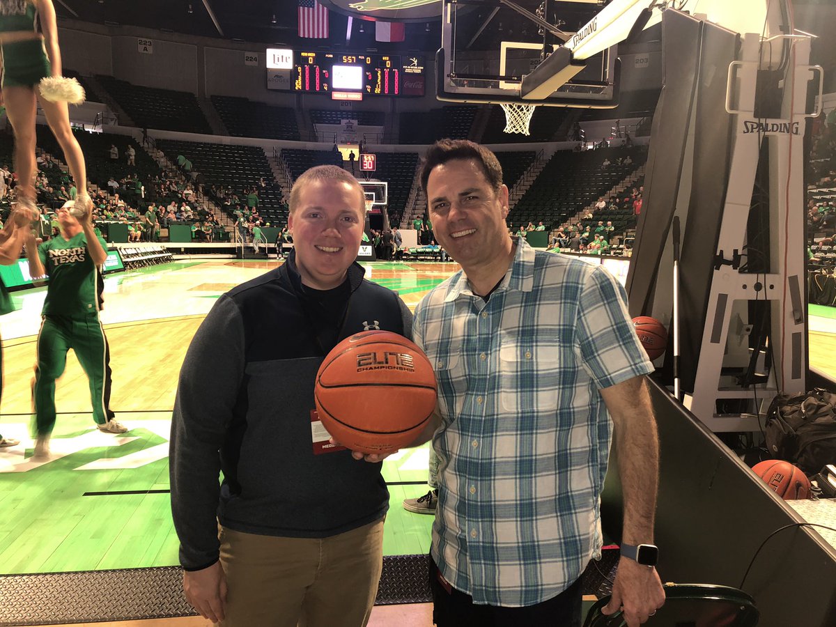 EPrattBG's tweet photo. Covering the same event with @PaulJonesNBC5 that’s not in Nashville AND I’m not his intern. Life is funny sometimes. https://t.co/OTj83yRI8v