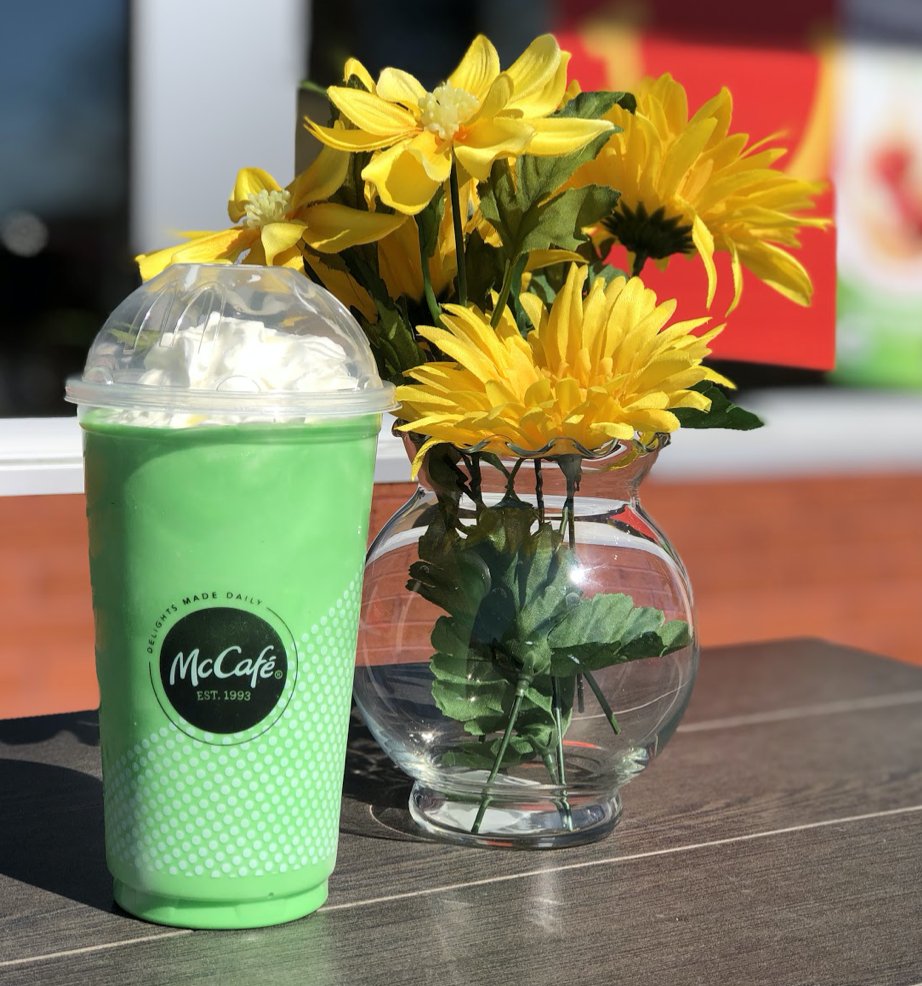 ShugartMcDs's tweet photo. Guess who's back... Support your local Ronald McDonald House when you purchase a #ShamrockShake. https://t.co/BUYck1vsk8