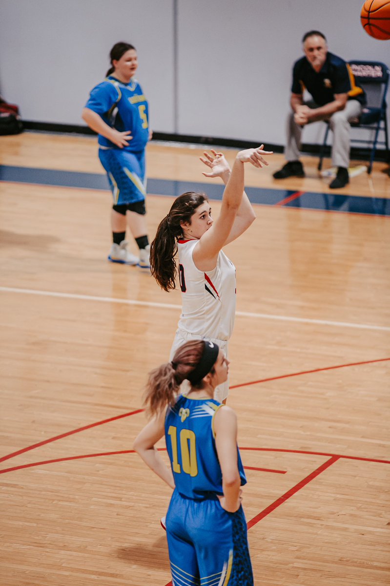 Lila Moutselos #30
I personally cannot get over the insane amount of growth Lila has shown from freshman year to now. Lila has become one of our key players and we couldn’t have made it this far without her. She truly invested herself into this team and it shows. Thank you, Lila.