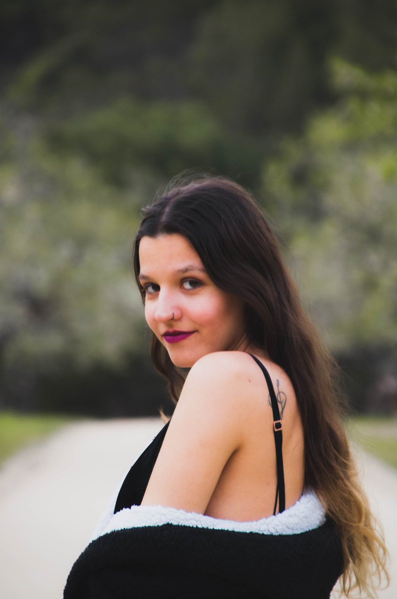 SaoKgraphs's tweet photo. Introspección 🌷

MG y RT son agradecidos ❤️🔄

#portrait #photography #NaturePhotography #girl https://t.co/Hm4Pmu2A8W