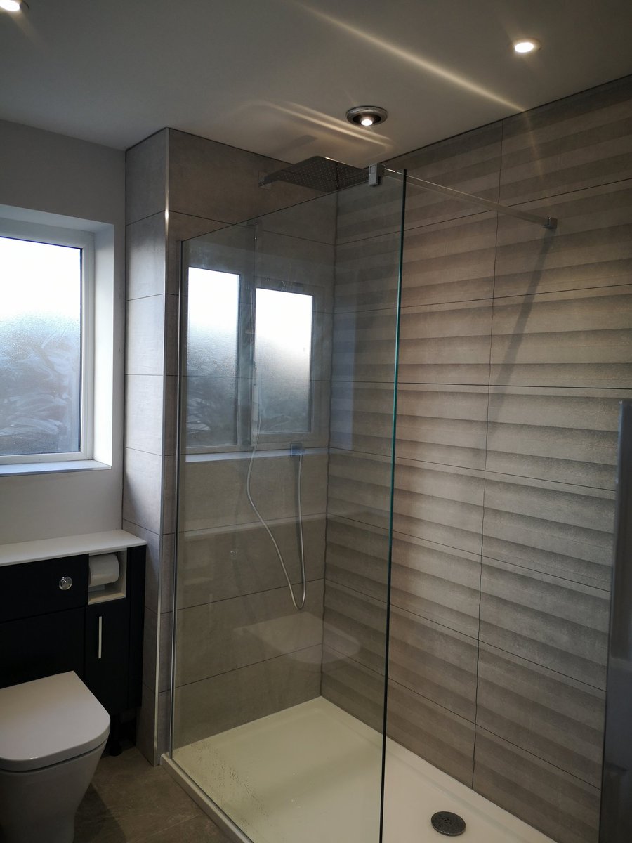 purebathroom's tweet photo. New #bathroom installation in #Frome completed. @CityPlumbingUK https://t.co/iRGJLtS0ZN