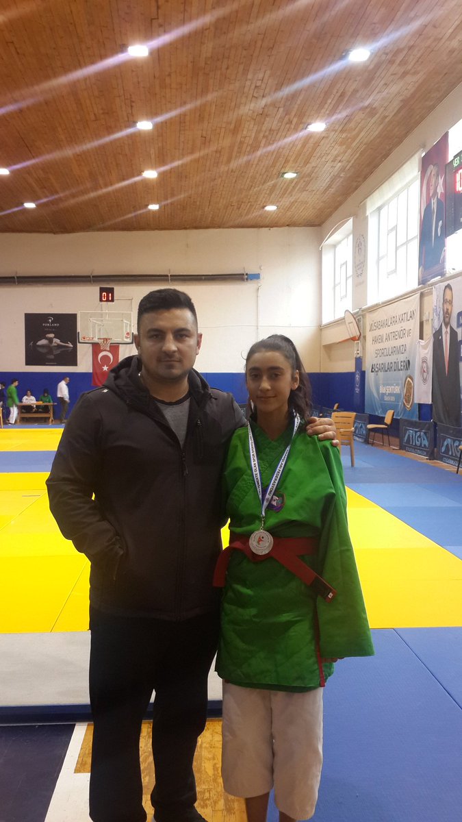 Acigol_GHSIM's tweet photo. Ümitler ve Gençler Kuraş Türkiye Şampiyonasından sporcularimiz Türkiye dereceleri elde ettiler
Ümitler kategorisinde M.Ali Doğan 81 kg'da Türkiye 3. olurken, Zehra Ünkesti 44 kg'da Türkiye 2.lik
 elde etti.
@kasapoglu @hamzayerlikaya @mehbaykan @m_unluer @Nevsehir_GHSIM https://t.co/3VnTWZ14UK