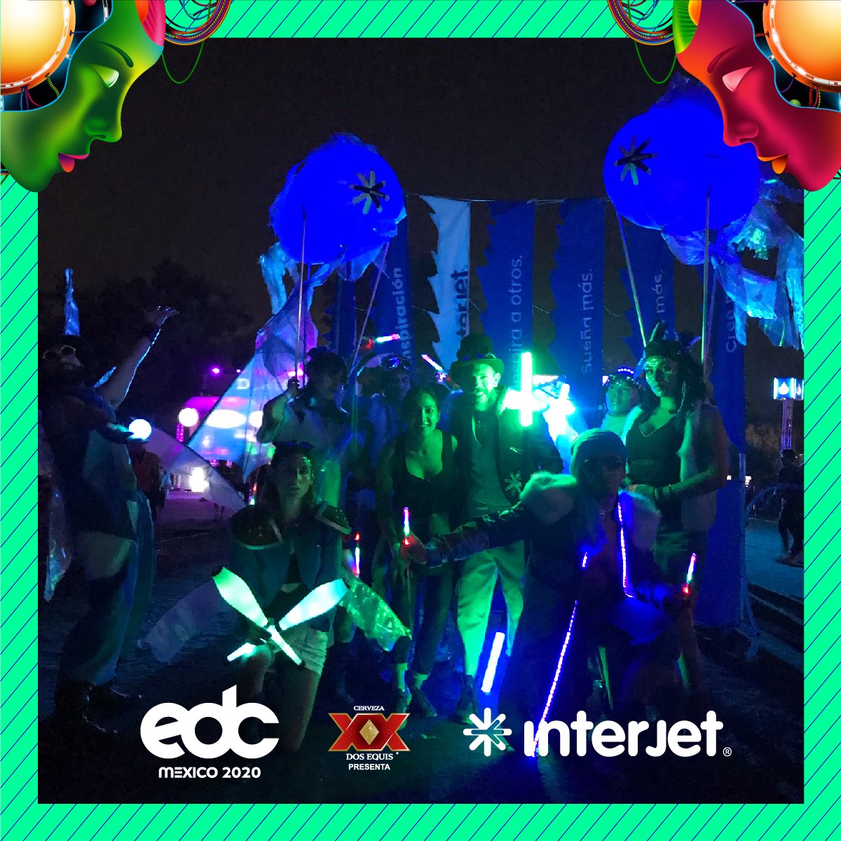 interjet's tweet photo. Al caer la noche el cielo se ilumina con el brillo de la gente en @EDC_MEXICO #InterjetEDC https://t.co/eFQ273tzGR