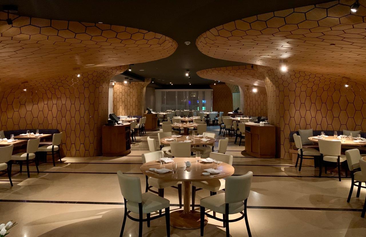 Nobu Riyadh on Twitter "تصميم جلد السمك الأنيق لمطعم نوبو ، يخلق أجواء