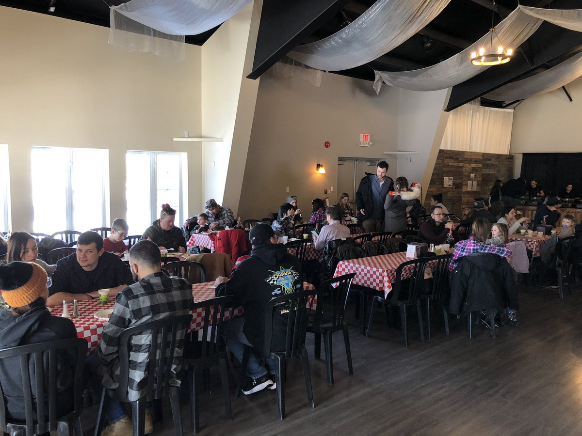JimWatsonOttawa's tweet photo. Congratulations to Stanleys Old Maple Lane Farm on being listed in Canada’s top ten sugar bushes! Thank you for having me for Breakfast this morning! https://t.co/NxNzpPwk0N