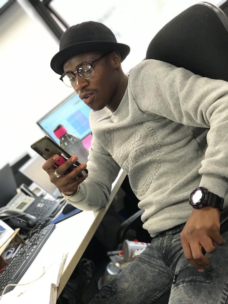 MASHABA27361382's tweet photo. GoodMorning ❤️💯🙏🥂 https://t.co/2eNsW9Vcwz