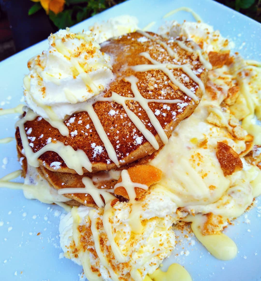sakitumigrill's tweet photo. BRUNCH! Last week's special was soooooo good, we brought it back again today. Banana pudding pancakes. So good you might slap the person next to you. As long as it's not me :).

#fresh #SundayBrunch #Brunch #Mimosas #brunchtails #columbiasc #vistacolumbiasc #sodacitysc #goodeats https://t.co/KnmVwYLfG8