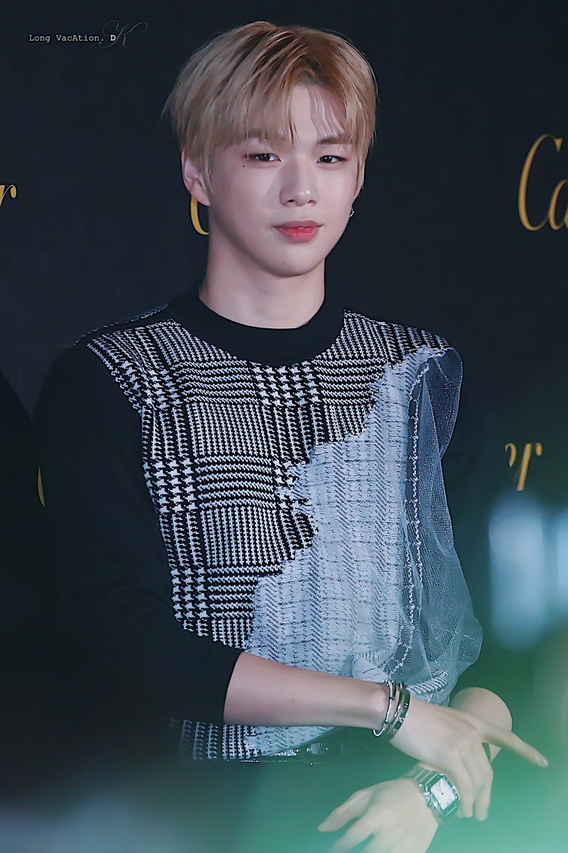 LongVaca1210's tweet photo. #강다니엘 
#KANGDANIEL 
#안녕다니엘

𝑯𝒆𝒍𝒍𝒐 𝑫𝒂𝒏𝒊𝒆𝒍☁️

-190919 https://t.co/lvVMwhIHuX