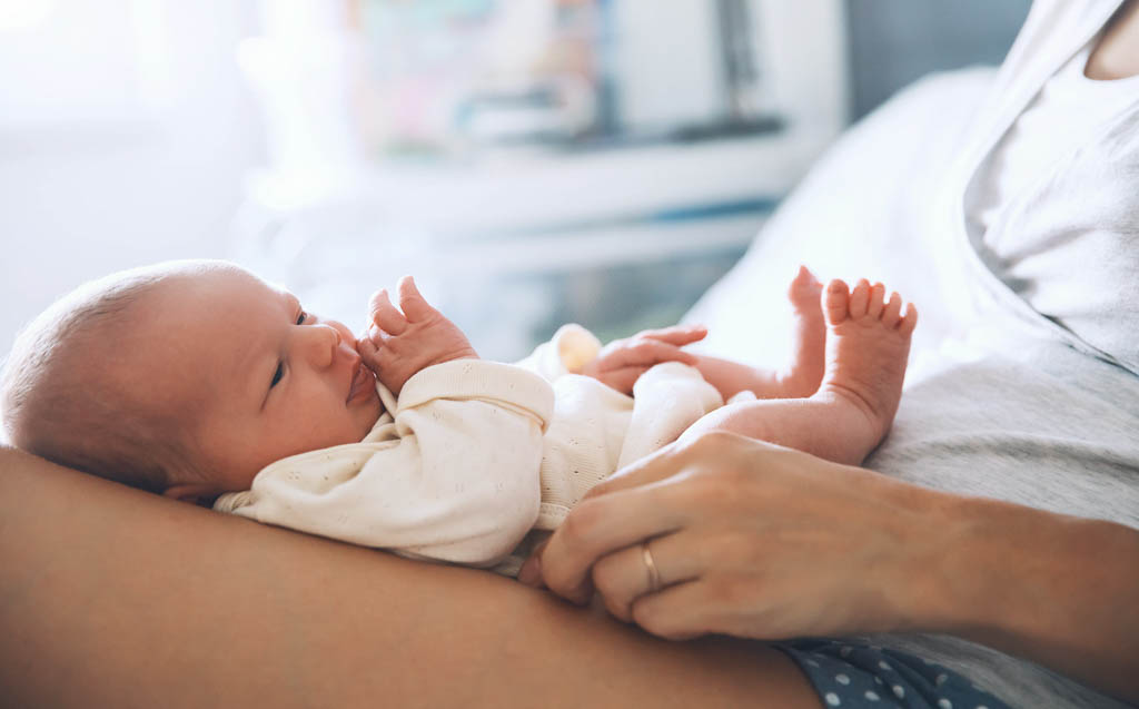 BEBorganic's tweet photo. "Every wonderful effect of castor bean oil is the reason we love it in our Diaper Balm, and why we created it for tender little babies who are working hard in the NICU so they can come home ASAP." https://t.co/L1ioGmM7Mw https://t.co/duy1yyv1Ka