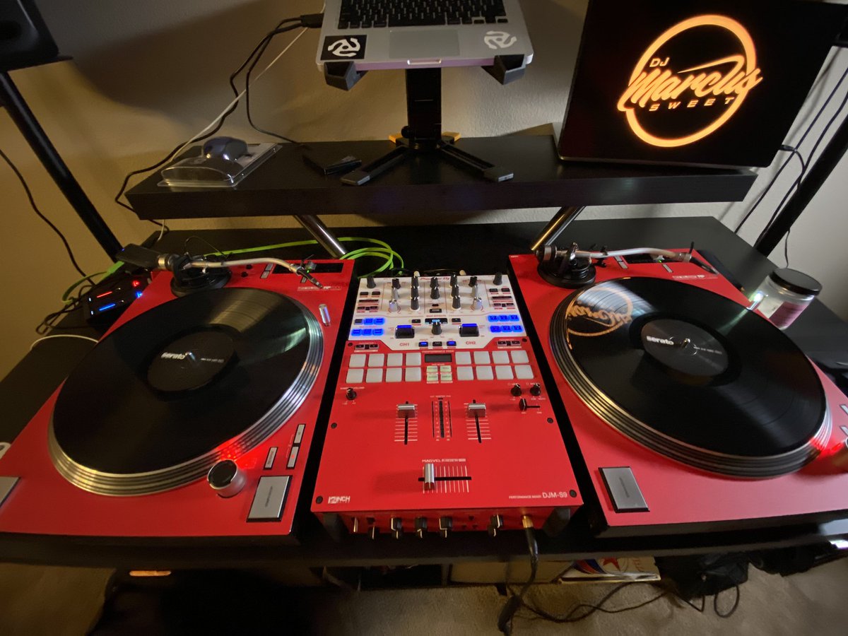Dj_MarcusSweet's tweet photo. Upgraded the look and added an extra feature.  Tell me what you think. https://t.co/fdCwZvViwb