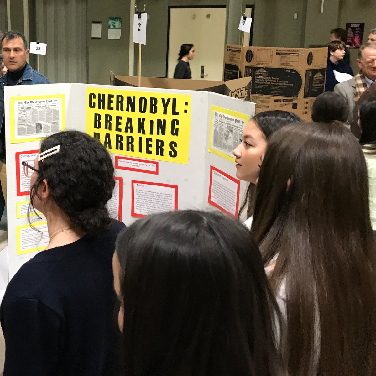 Mr_Lee_History's tweet image. Thursday was Ballard’s 4th National History Day Showcase. #NHD Beaver Historians’ Exhibit, Documentaries, performances and Socratic Seminars wow’ed our community #SPSconnects