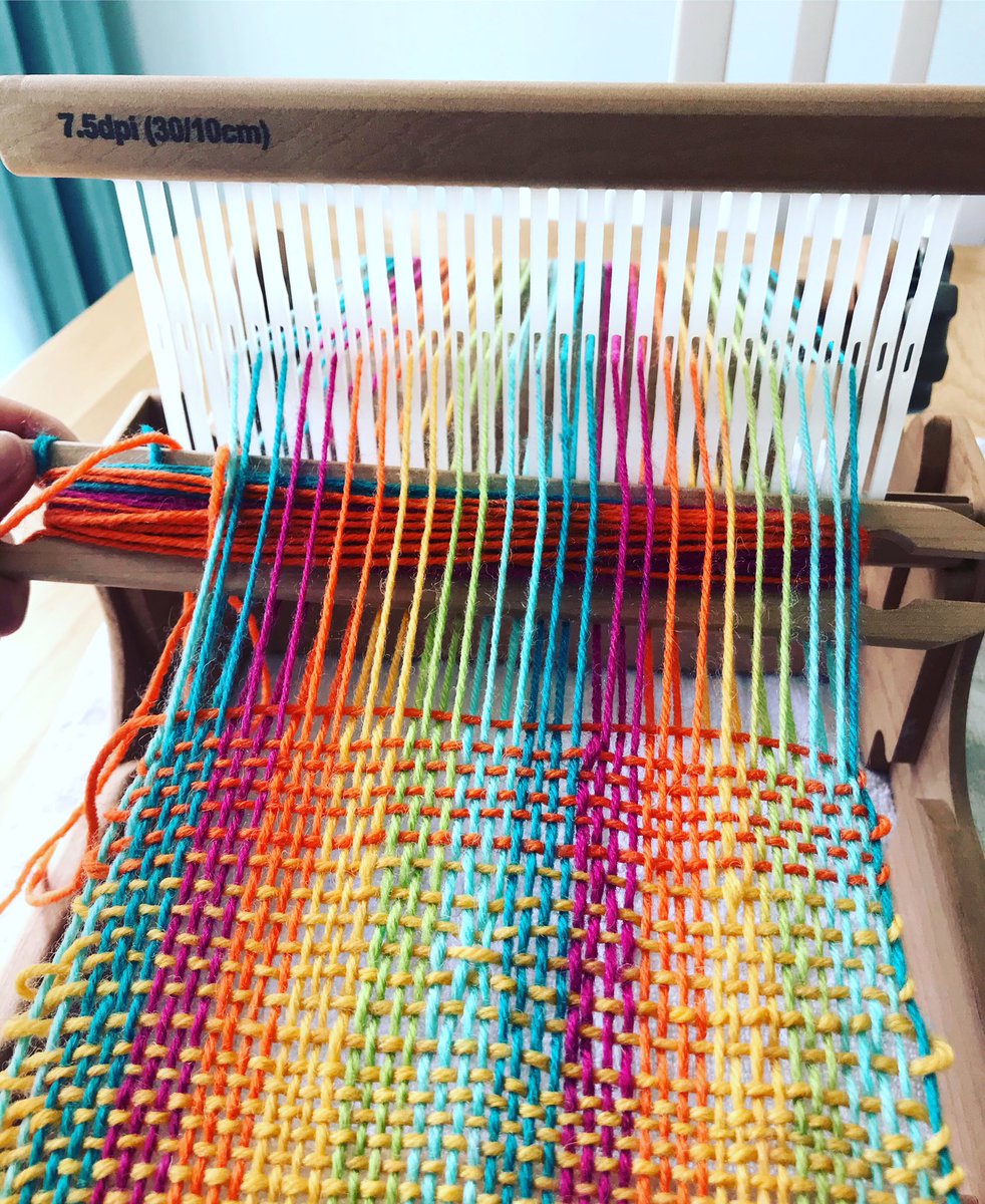 tancam1983's tweet image. Looming is very therapeutic! Especially when everything is rainbow coloured 🌈 #loomweaving #scarf #familyproject #rainbow #homemade