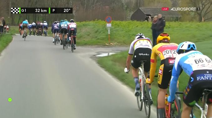 [Immagine: ESCDiWRWsAEdV53?format=png&name=small]