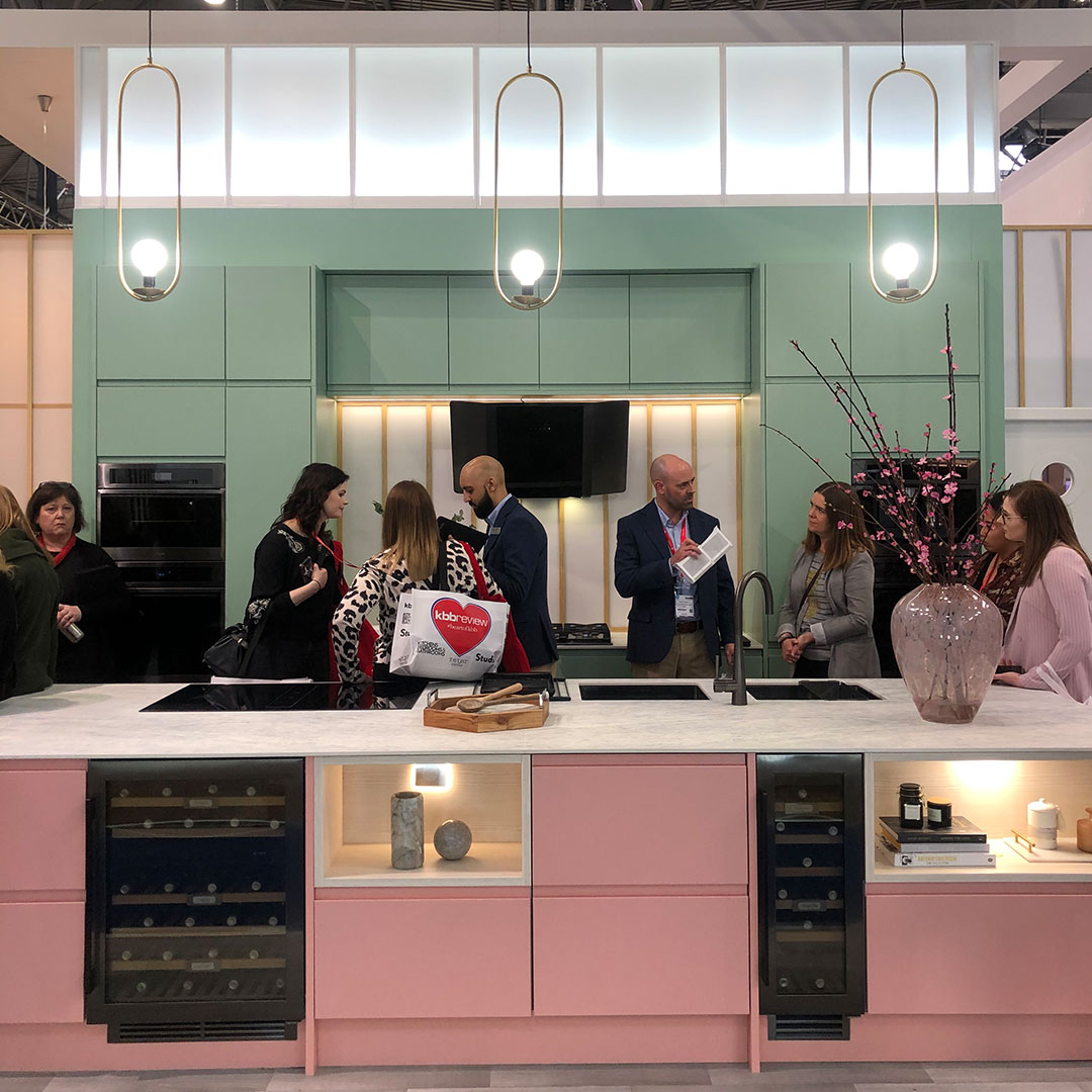 kbb_birmingham's tweet photo. While at #kbb2020 we're looking out for @HouzzUK's 2020 home trends. Today, we're enjoying colourful kitchens from @caple, @febalcasa and @Kitchen_Stori. https://t.co/69RSHu9AvI