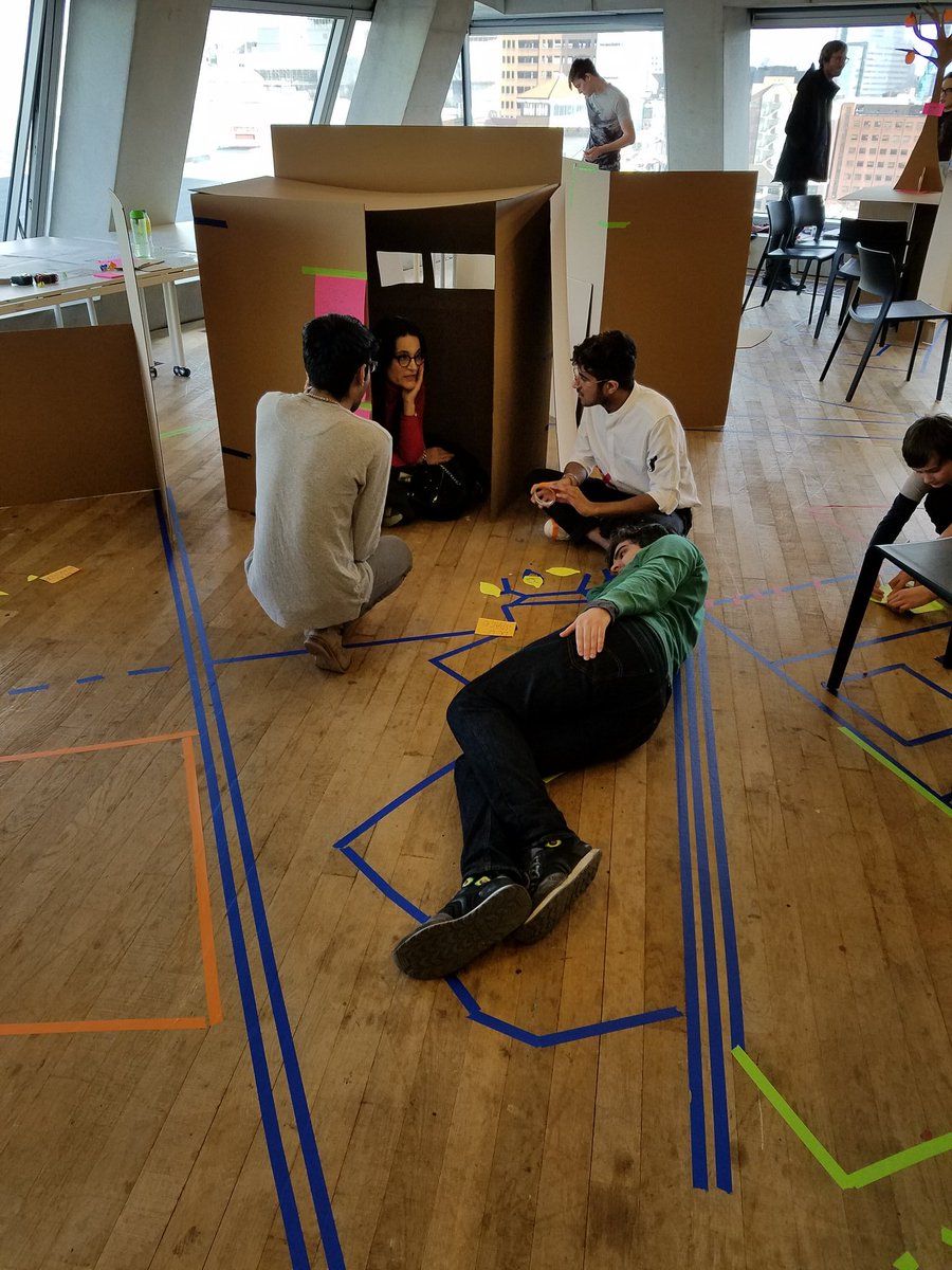 Amy_Butt_'s tweet image. Architecture students leading discussions and sharing expertise to created collective understandings of space.

#readingassembly
@Tate
@TateExchange
@CarolinaVasilik