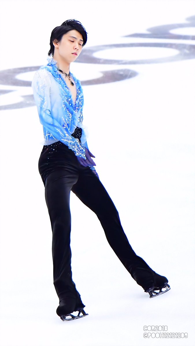 rin1212_'s tweet photo. 你是喧嚣人世间里的静谧

#COR2018
#羽生結弦
#YuzuruHanyu 
#凛写真 https://t.co/j9XxuT4HJS