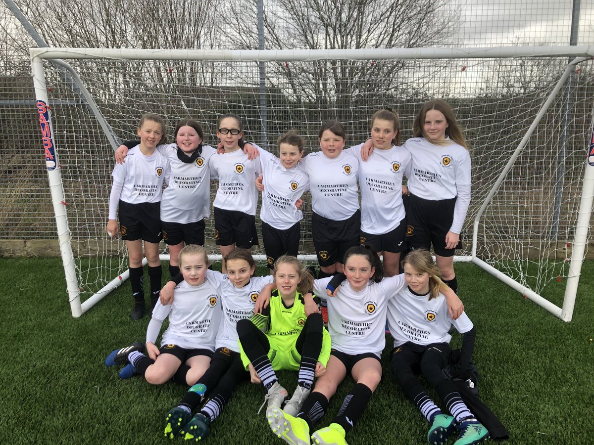 Terrific win in the 1/4 final girls u12 cup for <a href="/CarmStarsGirls/">CarmarthenStarsGirls</a> against <a href="/Johnstown_Girls/">Johnstown FC Girls</a> 1-0, really good game of football and both sets of girls were excellent and committed throughout the match 👏👏👏 onto the semi final  #proudcoach 
<a href="/westwaleswgl/">Perago | West Wales Women & Girls League</a> @WWGPC