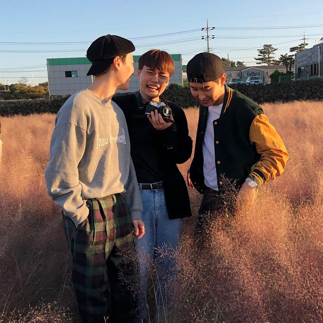 bbomb12141990's tweet photo. 📝20.03.02
-
D-421
-
민혁시🕑
#블락��� #이민혁 #비범 #BBOMB https://t.co/9YZQ22rq7r