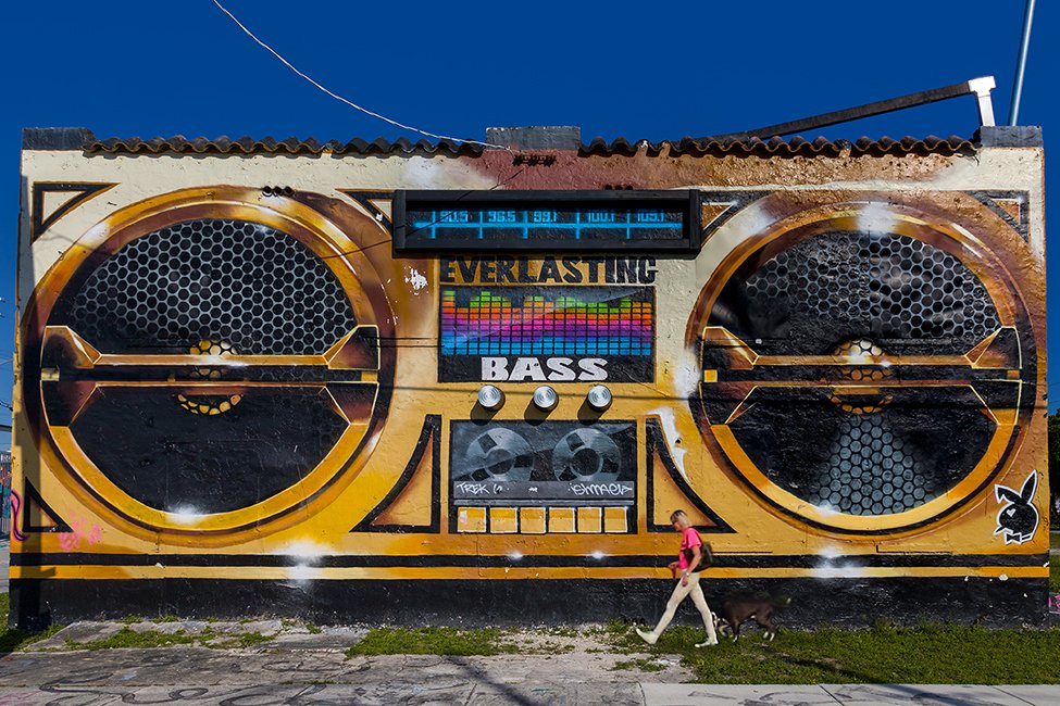 James Karla Murray On Twitter The Boombox Version 6 In Wynwood Was Painted By Local Miami Graffiti Artist Trek6 In Collaboration With Ishmael We Visited This Huge Boombox Mural In Our