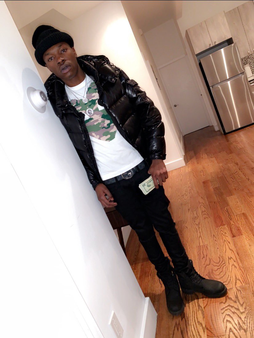 TyeScott_'s tweet photo. I’m stepping wide step side step front step back step .. y’all niggas neck 💫😤
#FIREVIDEOSHOOT🔥
#LONGLIVEACKYGZZ https://t.co/TCUjiz3Yvx