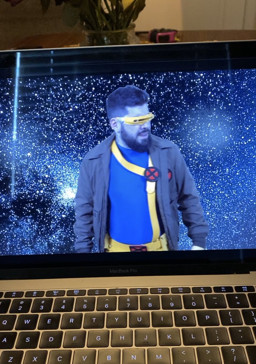 nerdingoutrick's tweet photo. #gettinweird #cyclops #thewatcher #xmen https://t.co/bREwzX6mTq