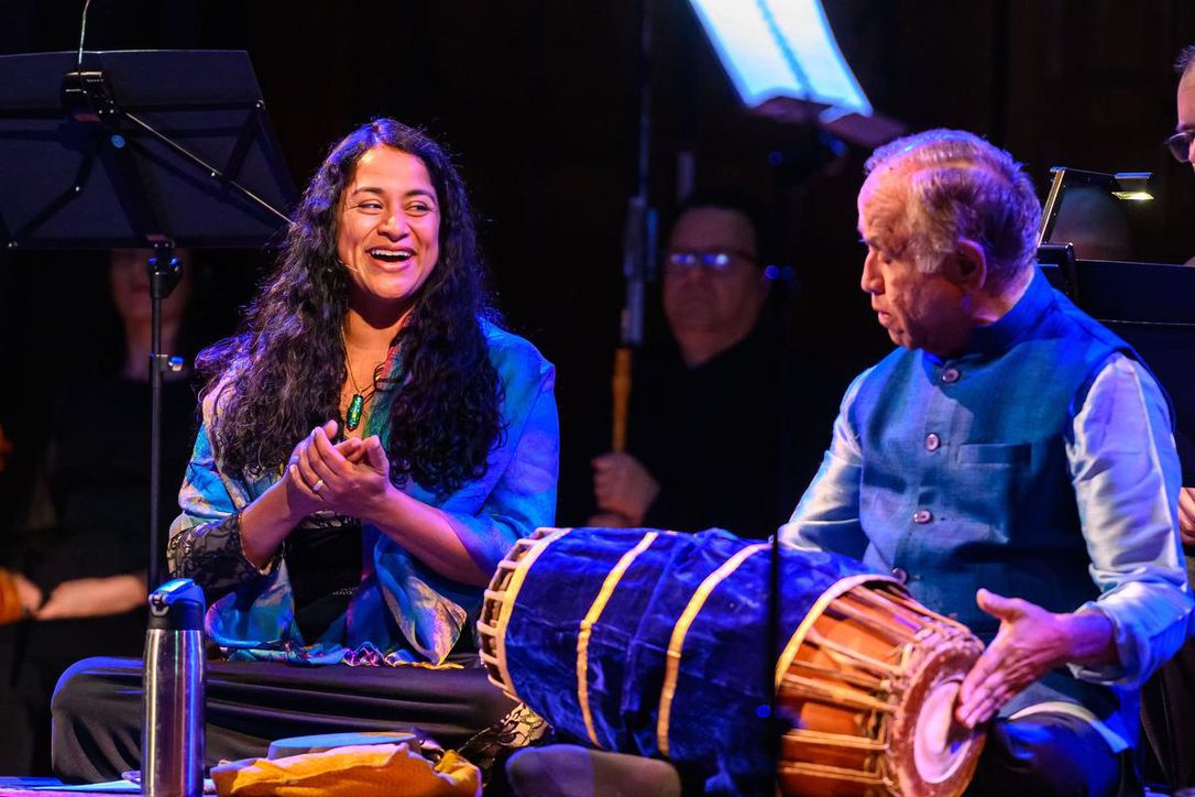 ConfluConcerts's tweet photo. These two beautiful performers are at the heart of THE INDIGO PROJECT. Such a treat to watch them make music together. https://t.co/aLmQ9pEWmY
