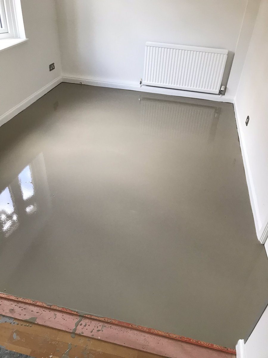 aw_flooring's tweet photo. Another LVT job tackled this week by our teamππΌ floor prep as always using @Ultra_Floor #levelitrenovate and their pink #primeit https://t.co/iJ6bt2GBVc
