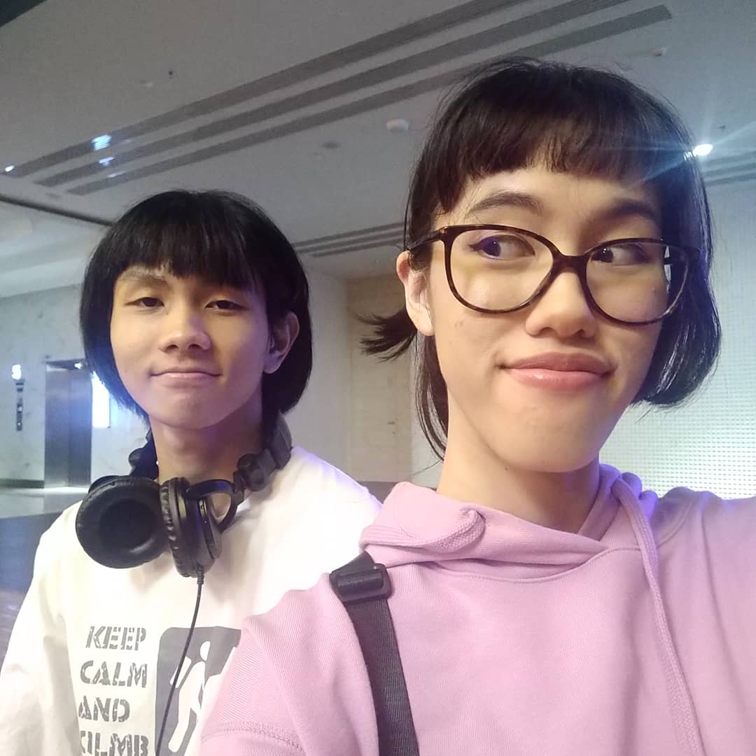 limestheory's tweet photo. สวัสดีชาวโลก พวกเราชาววัลแคน ช่วงนี้เงียบๆก็คือไปตัดผมมาใหม่ และซุ่มทำซิงเกิลที่สองอยู่ ฝากติดตามกันด้วยนะ 🖖🖖🍋🌟 #limestheory https://t.co/CJNytHS0mF