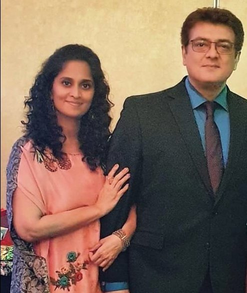 ThalaShree2000's tweet photo. Amarkkalamaana Jodi 👌 

#Ajithkumar #ShaliniAjithkumar https://t.co/jP8aDjXP3G