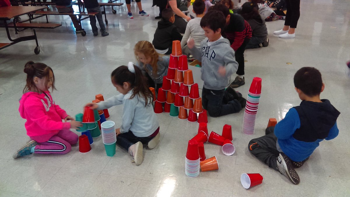 FairOaksES's tweet photo. #teammdusd Fair Oaks TK/2 STEAM DAYs building success! https://t.co/w2dFc0s9jQ