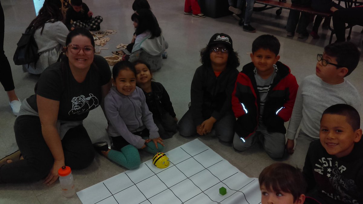 FairOaksES's tweet photo. #teammdusd Fair Oaks TK/2 STEAM DAYs building success! https://t.co/w2dFc0s9jQ