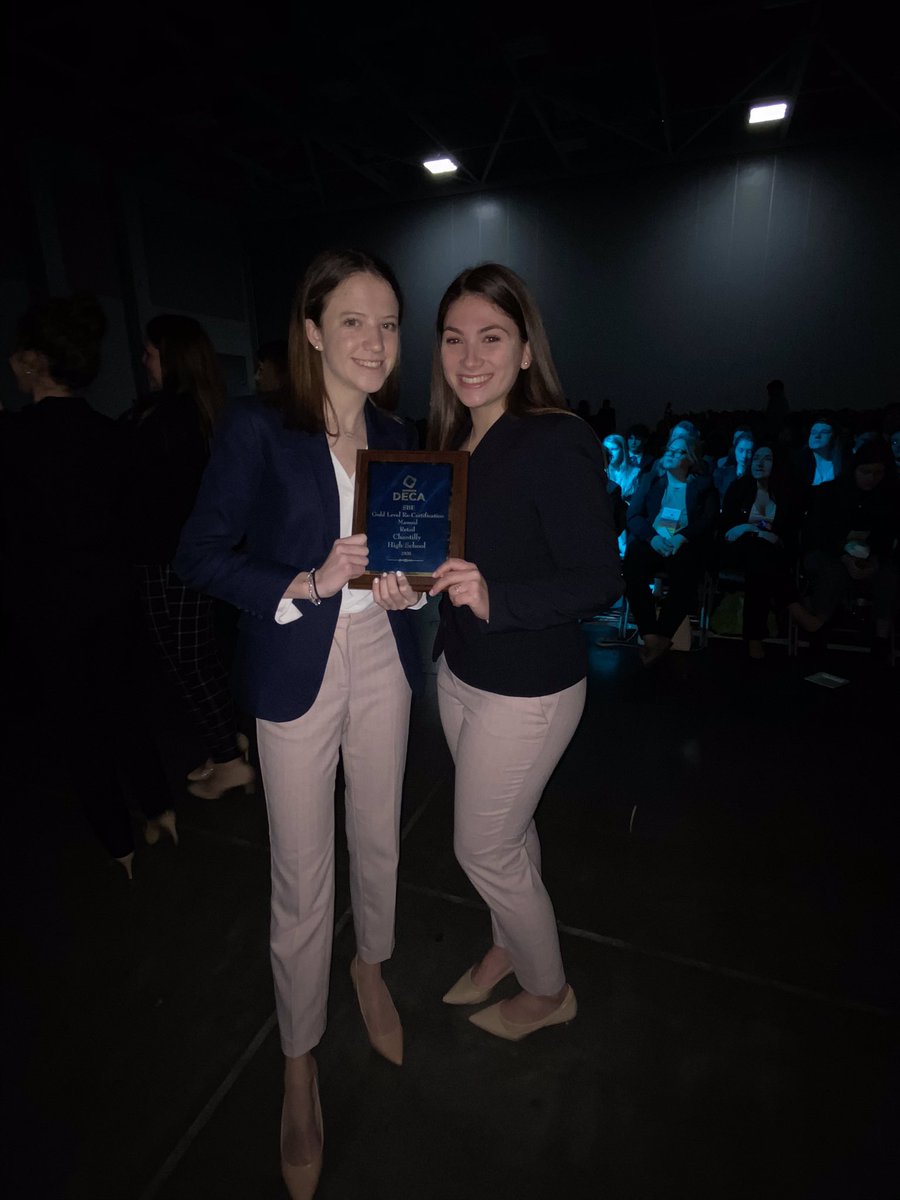 Even more ICDc qualifiers ! Great job everyone. You can find more pictures on our Instagram -  chantillydeca