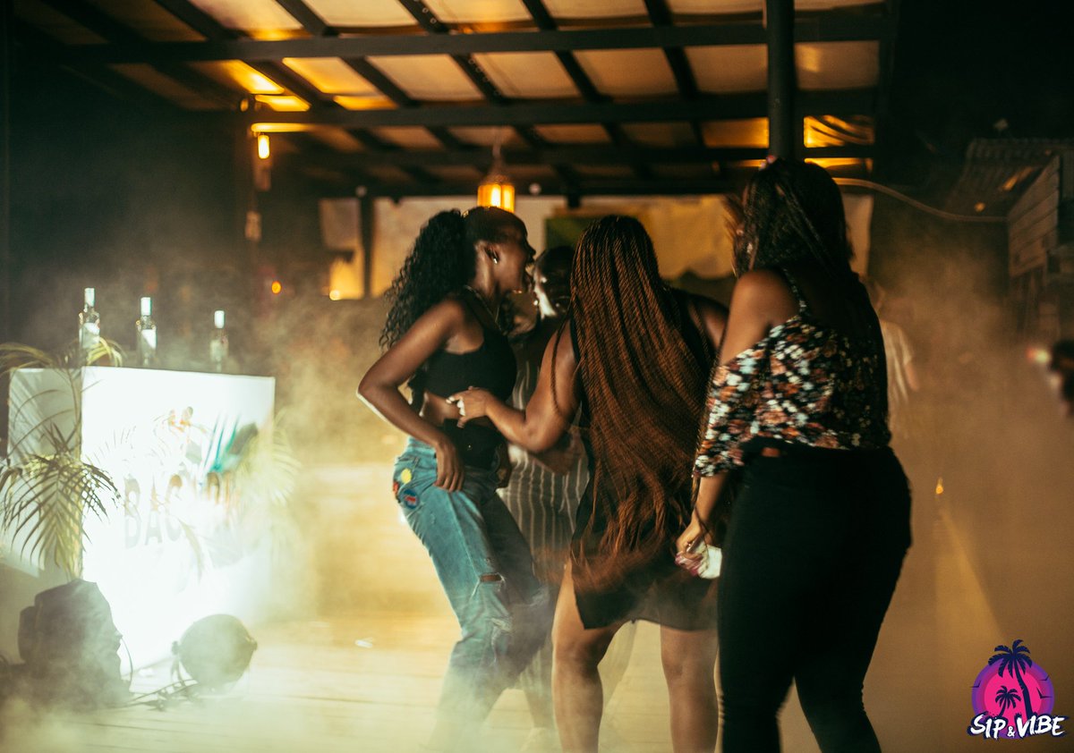 nastynatetz's tweet photo. Thanks to all y'all who came through jana to start Sip &amp; Vibes year proper! Dope vibe, dope times 🙌🏾🙌🏾 #MjuziHajuzwi #DiscoverYourEnergy #afrohouse #amapiano #africanmusic #africanvibes https://t.co/6ZQYfZXD6p