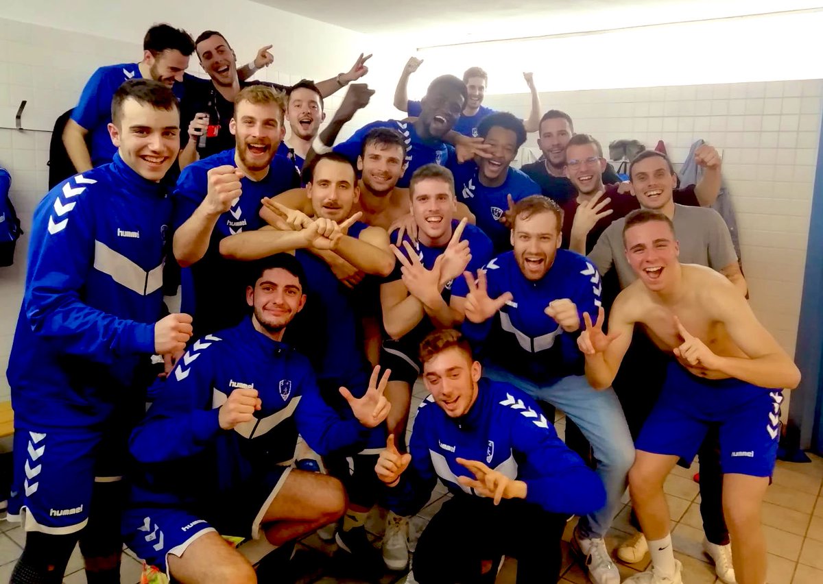 XaviPardina's tweet photo. @sesebasquet 79 - @SeniorBAndorra 57 #eba @CompeticionFEB #welcometothebluehell 🔵 #13victorias https://t.co/n7Kci77UNG