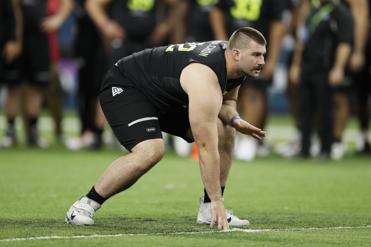 JohnMolchon's tweet photo. Praise God for all his blessings! This will be an experience I’ll never forget. A special thanks to all the people that were cheering me on. 🔷See ya in Boise!🔶

#nflcombine #stache https://t.co/2WxhcuOQ4c