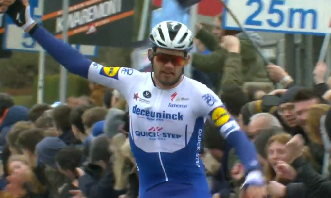 #KuurneBrusselKuurne - winner Kasper Asgreen 
bit.ly/39cJaXf