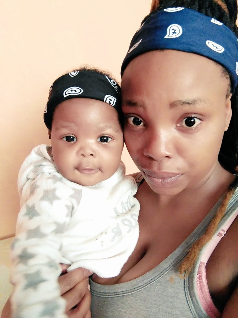 matiwanenonkosi's tweet photo. #March_babies 
#24_days_left
#My_Prince
#Im_Blessed
Thanks God for trusting me with this soul ❤️🙏😇,I love u son and I will always do that,I think I owe u love more than everything😘🤩😍 https://t.co/zDLRbcdGVC