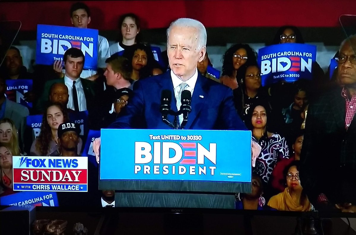 DrChandraMittal's tweet photo. How about @JoeBiden @KamalaHarris #Democrat ticket in #Election2020. This will have balance of #Centrist #Socialist, #GenderMix #RaceMix plus two decent people who can represent #America. #CNN #FoxNews #MeetThePress #facethenation #CNNSOTU https://t.co/hIEakdJ9J3