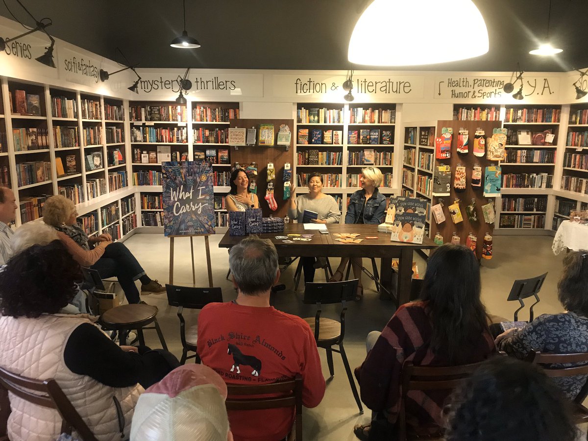 ErinDealey's tweet photo. Dearest @JenLiaLongo You are the BEST! What an honor—and so much fun to join forces with you &amp; #BookStoreOwnerExtraordinaire Tina at @faceinbooks to celebrate #BookLove #community your incredible new #YA #WhatICarry ⭐️⭐️⭐️⭐️⭐️ and our sweet #SnowGlobeWishes @SleepingBearBks 📚❤️ https://t.co/eVvIE8lP1v