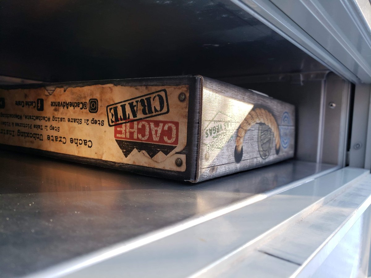 KenReimer6's tweet image. …ocachingwithgeocacherken.blogspot.com/2020/03/geocac…. New blog is up on this sunny Sunday morning.  What is inside this month's #CacheCrate?  #geocaching #GoGeocaching #getoutside #blog #geocachingcanada #geocachingwithgeocacherken #geocachinglive #bloggers #CacheAdvance